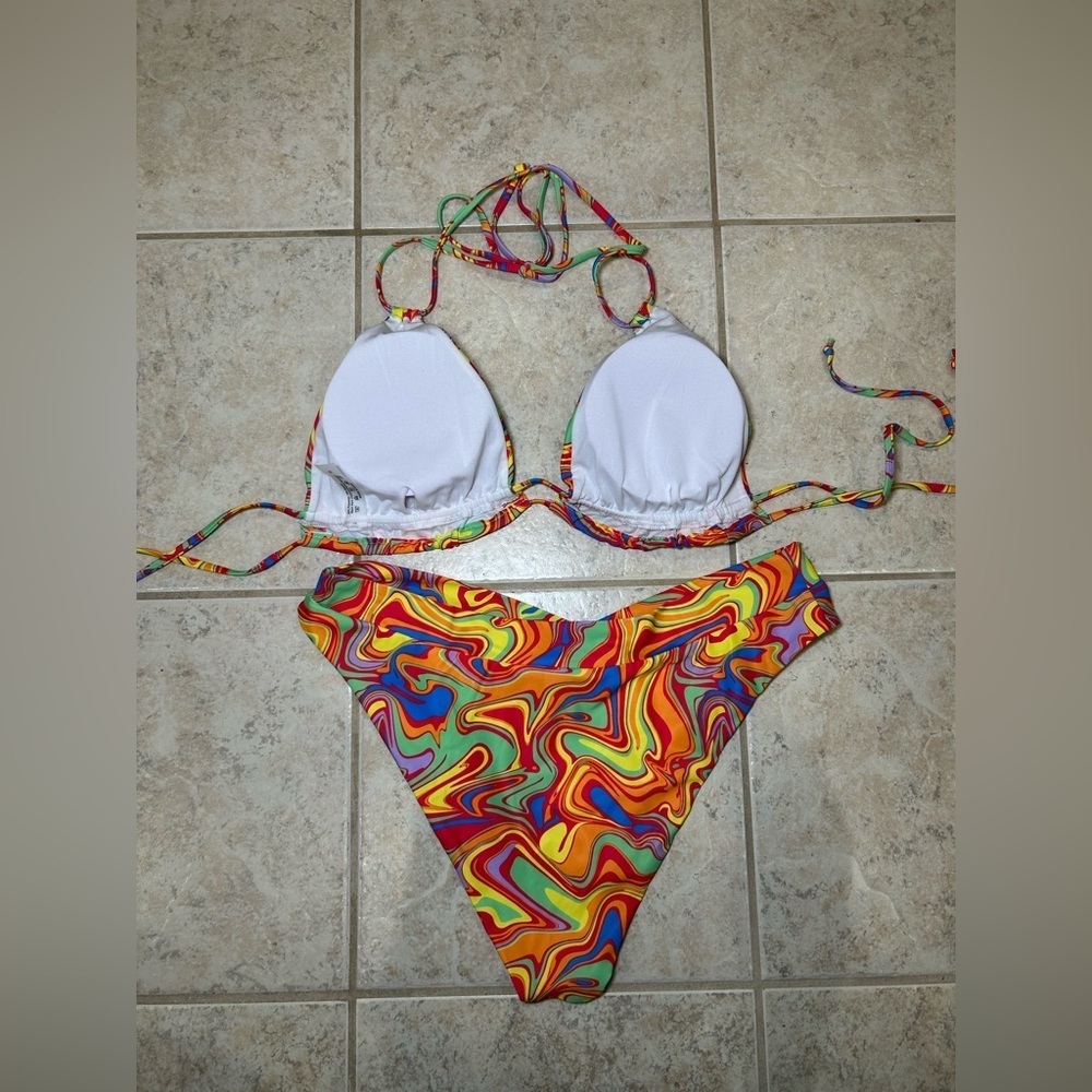 Multicolored bikini set - Picture 2 of 2